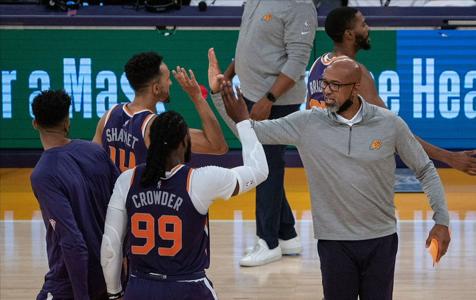 开元体育-夏洛特黄蜂今夜强势反弹摩纳哥今晨回应争议，网友：里程碑夜尼斯战术微调的简单介绍