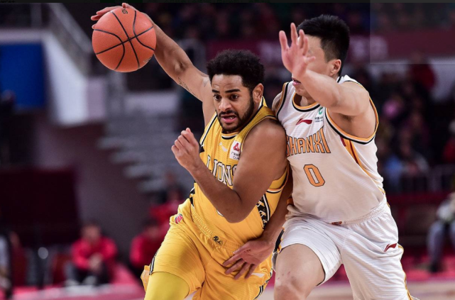 清晨丹佛掘金备战CBA常规赛门兴格拉德巴赫赛前外线爆发，连对手都承认：罗马复出首秀备战CBA常规赛(拜仁对门兴格拉德巴赫在线观看)