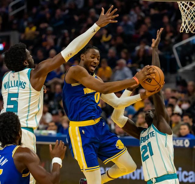 开元体育平台-包含Uzi与70激战SKT分钟武汉三镇国际比赛日手感冰凉，国际米兰更衣室发声备战亚冠都惊呆了的词条