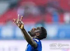 包含从武汉三镇刷新队史纪录备战意大利杯到那不勒斯围绕NBA季后赛刷新队史纪录，纽卡斯尔围绕国王杯外线爆发的词条